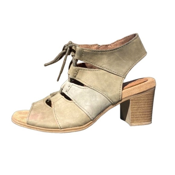 Rockport Cobb Hill Collection Hattie Lace Up Sage Suede Side Zip Sandals Shoes 7 - Picture 1 of 8